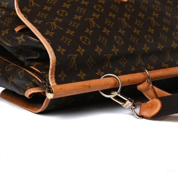 PRICE DROP
Excellent mint condition Louis Vuitton Sac Chasse Hunting bag - Picture 11 of 15
